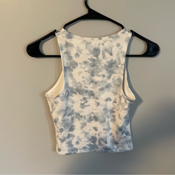 Express Athletic Tank - Picture 4 of 4
